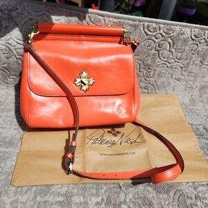 Patricia Nash Orange Crossbody Bag with Vibrant Design